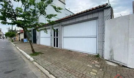 Casa com 4 quartos à venda na 31 de Março, 741, Nova Mirim, Praia Grande por R$ 770.001
