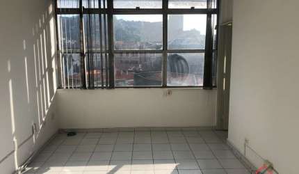 Sala comercial com 1 sala à venda na Rua General Câmara, 5, Centro, Santos por R$ 125.000