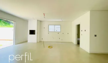 Sobrado Geminado Novo a Venda 2 suítes mais 2 quartos Bairro Glória Joinville SC