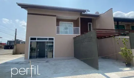 Casa Residencial e Ótimo Ponto Comercial no Bairro Vila Nova