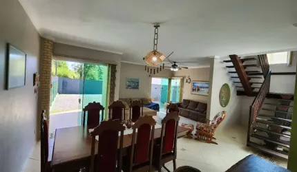 Sobrado averbado amplo em Itaguaçú a 160m do mar.