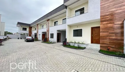 Casa em Condomínio à Venda em Joinville-SC, Bairro Bom Retiro: 3 Quartos, 1 Suíte, 3 Salas, 1 Banheiro, 2 Vagas, 119,14m².