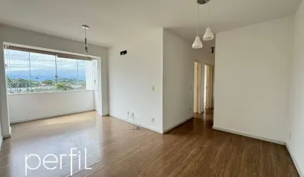 Apartamento a venda com três quartos sendo uma suíte no bairro Bom Retiro - Joinville/ SC