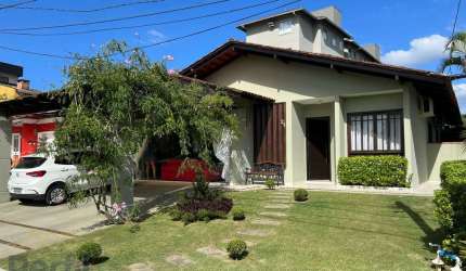 Casa plana no Costa e Silva com 155 m2 de área construída  3 dormitórios sendo 1 suíte