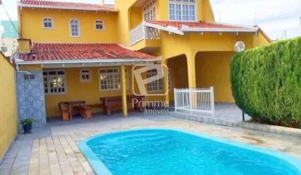 Casa com piscina anual em balneÁrio camboriÚ , Nações, Balneário Camboriú - SC