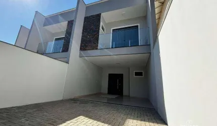 Sobrado com 3 dormitórios à venda, 147 m² por R$ 829.000,00 - Bom Retiro - Joinville/SC