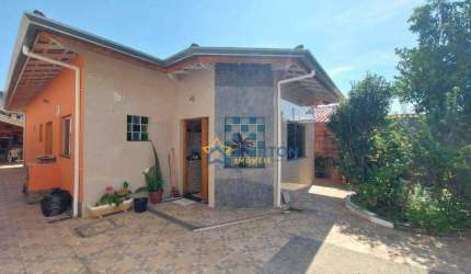 Casa Térrea à Venda no Jardim das Palmeiras – Atibaia