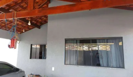 Casa Espaçosa de 130 m² com 3 Dormitórios e Suíte - Sítio Santa Fé, Bom Jesus dos Perdões/SP