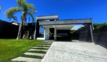Casa à Venda em Condomínio Fechado - Excelente localização!