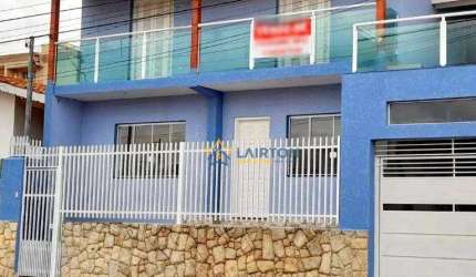 Casa com 3 Dormitórios à Venda em Alvinópolis, Atibaia - 225 m²