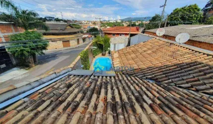 Casa localizada no bairro Planalto de Atibaia
