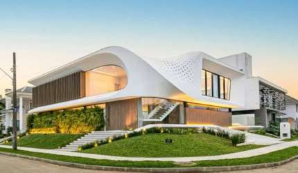 Casa Alto Padrão com 7 quartos em Jurerê Internacional