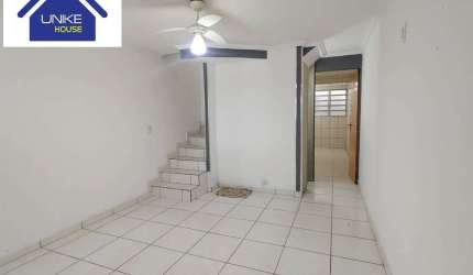 Sobrado, com dois dormitorios, condominio Palmares