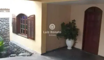 Casa à venda 4 quartos 2 vagas - Sagrada Família