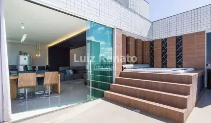 Exclusiva Cobertura de Luxo Totalmente Mobiliada no Charmoso Bairro do Castelo