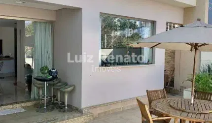 Casa á venda no bairro Floresta