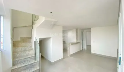 Cobertura á venda no bairro Sagrada Família