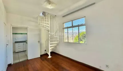 Cobertura á venda no bairro Sagrada Família