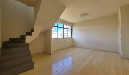 Cobertura à venda no bairro Santo Antônio.