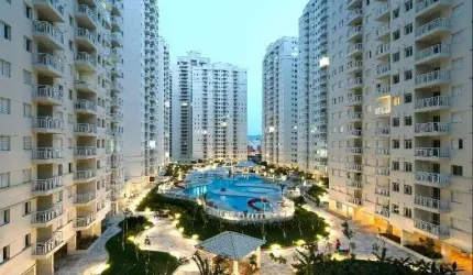 Apartamento de 2 quartos frente pra rua, varanda envidraçada,  andar alto, com suíte e vaga suficie