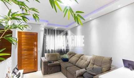Sobrado na Vila Matilde com 3 Dorms sendo 1 Suíte, 3 Vagas, 136m²