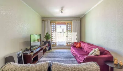 Sobrado na Penha com 3 Dorms sendo 1 Suíte, 2 Vagas, 220m²
