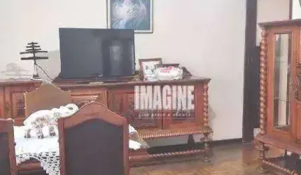 Casa Térrea na Água Rasa com 4 Dorms, 3 Vagas, 195m²