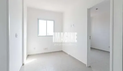 Apartamento na Vila Matilde com 2 Dormitórios, 39m²