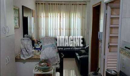 Sobrado na Penha com 2 Dormitórios sendo 2 Suítes, 1 Vaga, 49 m²