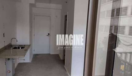 Studio no Tatuapé com 1 Dormitório, Sacada, 29 m²
