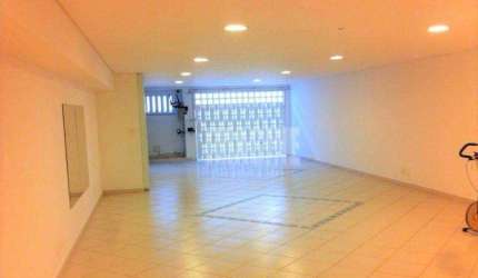 Sobrado no Tatuapé com 3 Suítes, 6 Vagas, 330m²