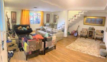 Sobrado na Cidade Líder com 3 Dorms sendo 2 Suítes, 2 Vagas, 165m²