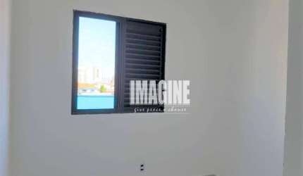 Apto no Carrão com 2 Dorms, 44m²