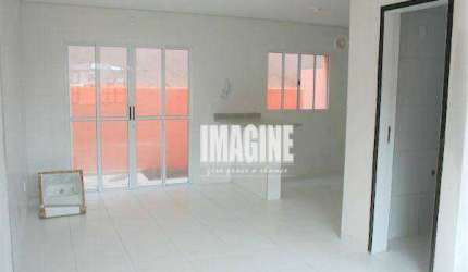 Sobrado em Condomínio na Penha com 3 Dorms sendo 1 Suíte, 2 Vagas, 90m²