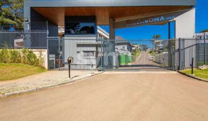 Terreno em condomínio fechado à venda na Rua Anastácio Homann, 651, Orleans, Curitiba por R$ 1.500.000