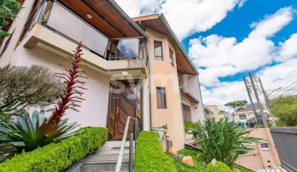 Casa com 4 quartos à venda na Rua Madre Maria dos Anjos, 1559, Água Verde, Curitiba por R$ 1.900.000