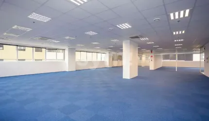 Sala comercial para alugar na Avenida João Gualberto, 1000, Alto da Glória, Curitiba por R$ 34.866