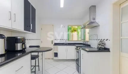 Casa em condomínio fechado com 4 quartos à venda na Rua Valparaizo, 108, Bacacheri, Curitiba por R$ 880.000