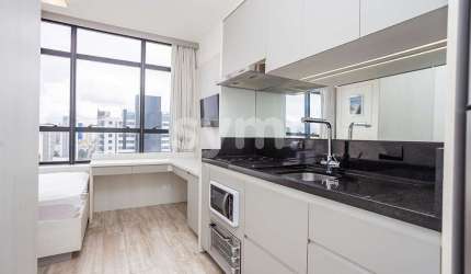 Apartamento com 1 quarto para alugar na Avenida Visconde de Guarapuava, 3000, Centro, Curitiba por R$ 2.490