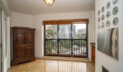 Apartamento com 4 quartos para alugar na Alameda Júlia da Costa, 1300, Bigorrilho, Curitiba por R$ 8.000