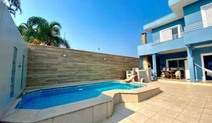 Sobrado com 4 dormitórios à venda, 173 m² por R$ 1.300.000,00 - Solemar - Praia Grande/SP