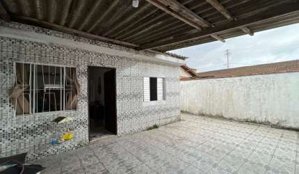 Casa com 3 dormitórios à venda, 96 m² por R$ 280.000,00 - Jardim Samambaia - Praia Grande/SP