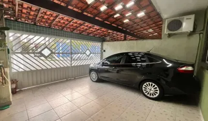 Sobrado com 3 dormitórios à venda, 121 m² - Maracanã - Praia Grande/SP