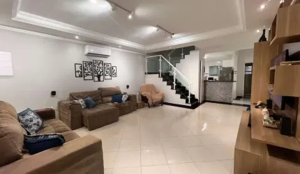 Sobrado com 3 dormitórios à venda, 121 m² - Maracanã - Praia Grande/SP