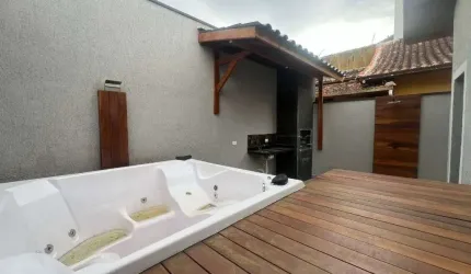 Casa com 2 dormitórios à venda, 75 m² por R$ 780.000,00 - Canto do Forte - Praia Grande/SP