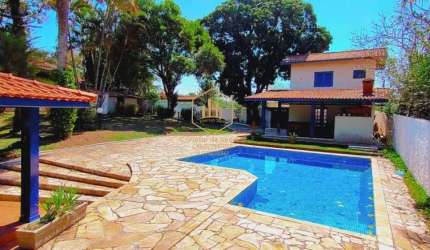 Chácara com 4 Quartos(2 Suítes) à Venda, por R$ 1.480.000