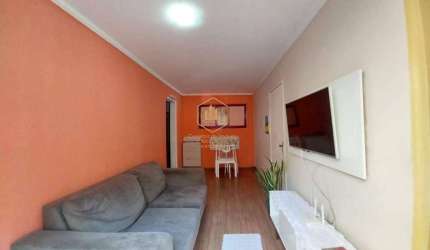Apartamento com 3 dormitórios à venda, 70 m² por R$ 250.000,