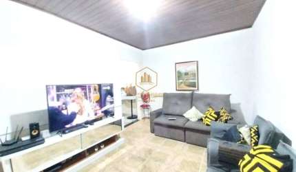 Chácara com 3 quartos, 2.000 m², à venda por R$ 550.000