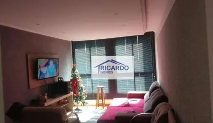 Apartamento na Timóteo Penteado com lazer