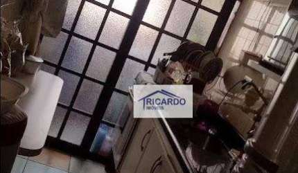 Apartamento com 2 dormitórios à venda, 56 m² por R$ 225.000,00 - Cocaia - Guarulhos/SP